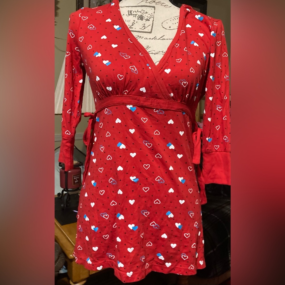 Juniors Size Medium Self Esteem Red A-Line Bell Sleeve Dressy Tunic Top